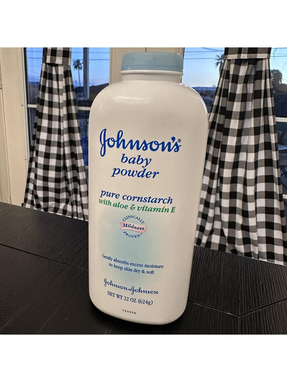 Johnson's Baby Powder Pure Cornstarch Aloe Vitamin E 22 Oz 2004 Full